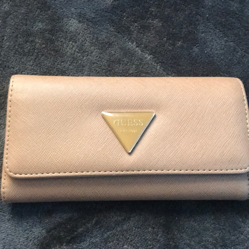 Guess wallet